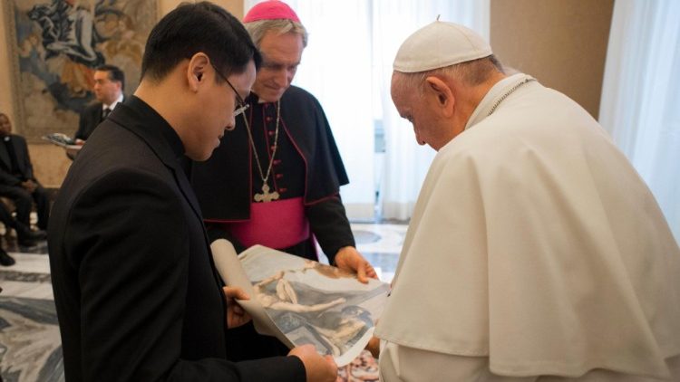 Påven möter jesuiter 
