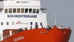 msf-ship-aquarius-ends-migrant-rescues-in-med-1544186327282.jpg