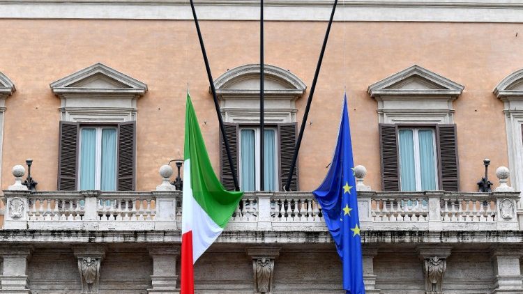 Façade du Parlement italien à Rome, image d'illustration. 