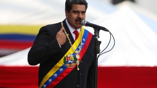 Nicolás Maduro entame un nouveau mandat dans un pays exsangue