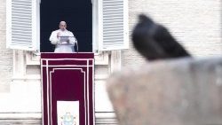 pope-francis--angelus-prayer-1547382230981.jpg