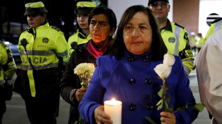 Modlitwa za ofiary zamachu w Bogocie