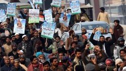 protests-after-top-pakistan-court-commutes-de-1549034931822.jpg
