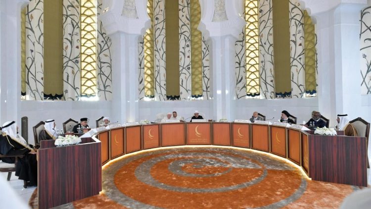 ĐTC gặp gỡ Hội đồng kỳ lão Hồi Giáo