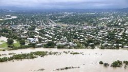 flooding-continues-in-north-queensland--austr-1549356527719.jpg