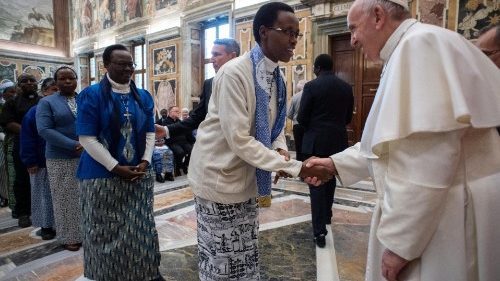 Papst dankt Ordensleuten für freundschaftlichen Dialog mit Muslimen