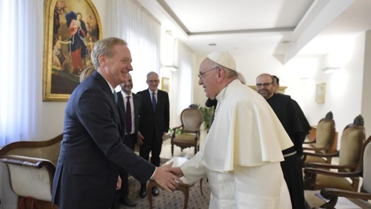 Audience privée du Pape et du président de Microsoft au Vatican, mercredi 13 février 2019. 