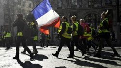 yellow-vests-protest-in-paris-1550318327608.jpg