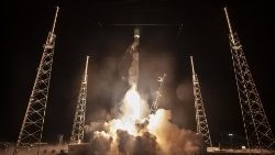 spacex-launches-israeli-lunar-aircraft--indon-1550837402173.jpg