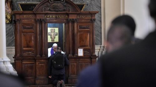 Papa: il sigillo sacramentale salvaguarda la Confessione