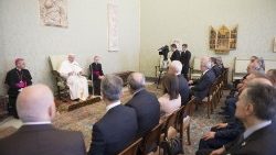 papa--sanita-sia-inclusiva-cure-non-appannagg-1553175231228.jpg