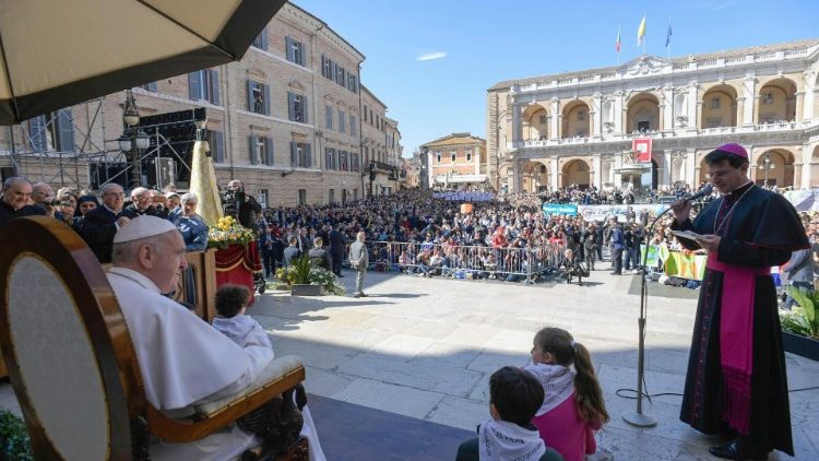 البابا فرنسيس في لوريتو 25 آذار مارس 2019