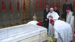 pope-francis-in-marocco-1553972631317.jpg