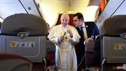 pope-francis-back-from-morocco-1554061431150.jpg