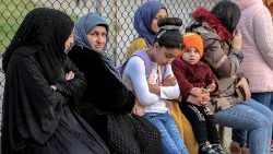 syrian-refugees-in-lebanon-return-home-1554720228983.jpg