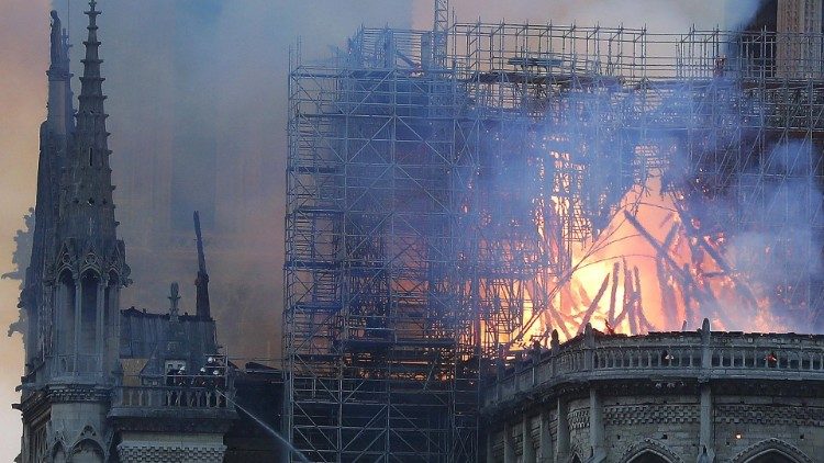 Branden i katedralen Notre Dame