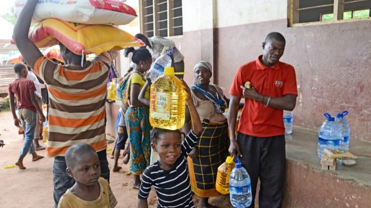 Mozambico: sfollati dopo il passaggio del ciclone Kenneth 