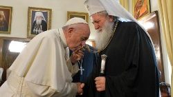 pope-francis-s-trip-in-bulgaria-and-northern--1557048227749.jpg