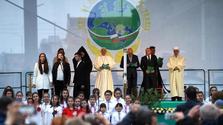 Pope Francis visits Bulgaria
