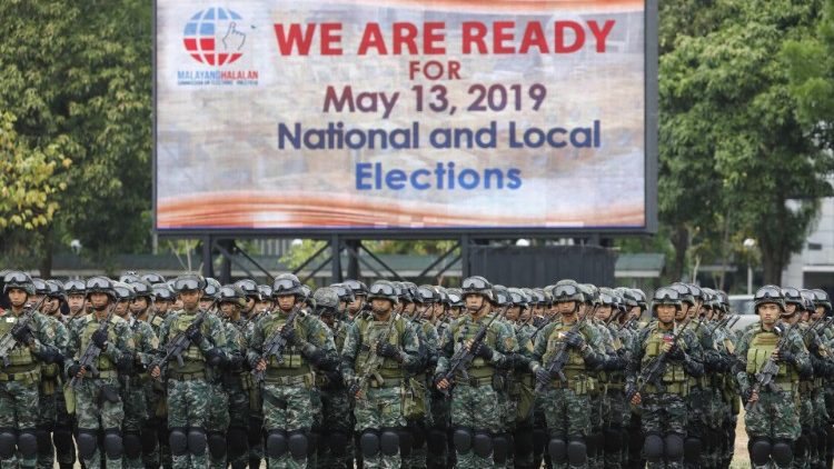 Die Philippinen bereiten sich auf die Wahlen vor