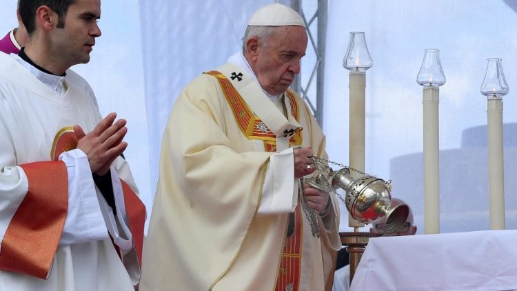 pope-francis-visits-north-macedonia-1557221328918.jpg