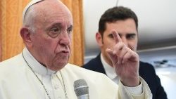 pope-francis-s-ends-trip-to-bulgaria-and-nort-1557254628148.jpg
