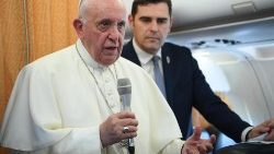 pope-francis-s-ends-trip-to-bulgaria-and-nort-1557254628986.jpg