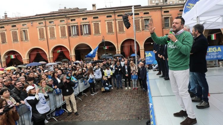 Salvini kalba mitinge