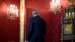 austria-fpoe-strache-corruption-allegations-s-1558463029885.jpg