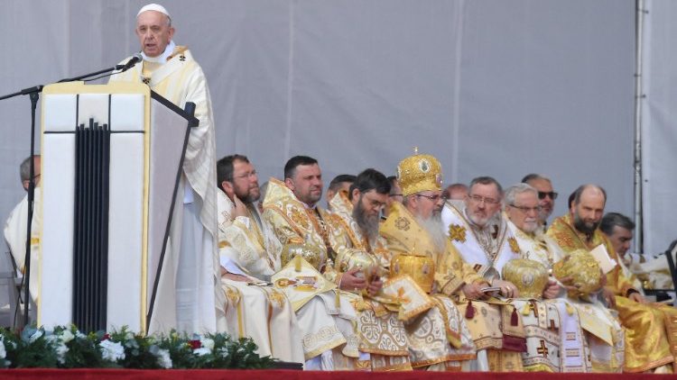 Romania Blaj - beatification of Catholic-Greek martyr bishops