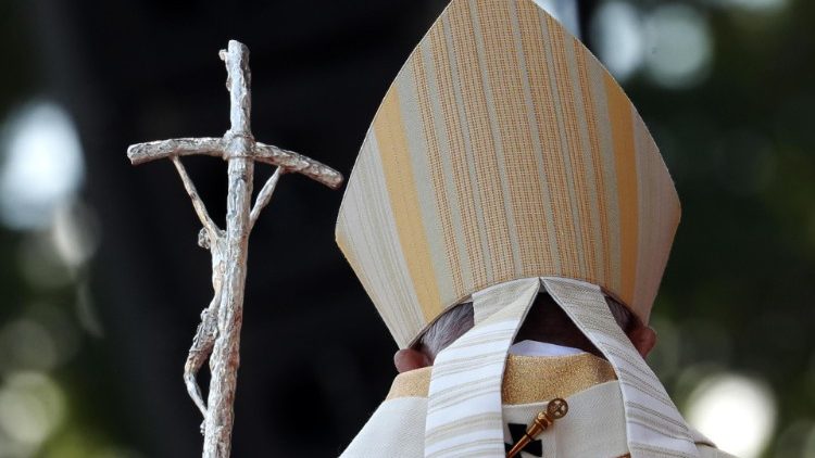 Papst Franziskus bei der Göttlichen Liturgie mit Seligsprechung von sieben Märtyrer-Bischöfen