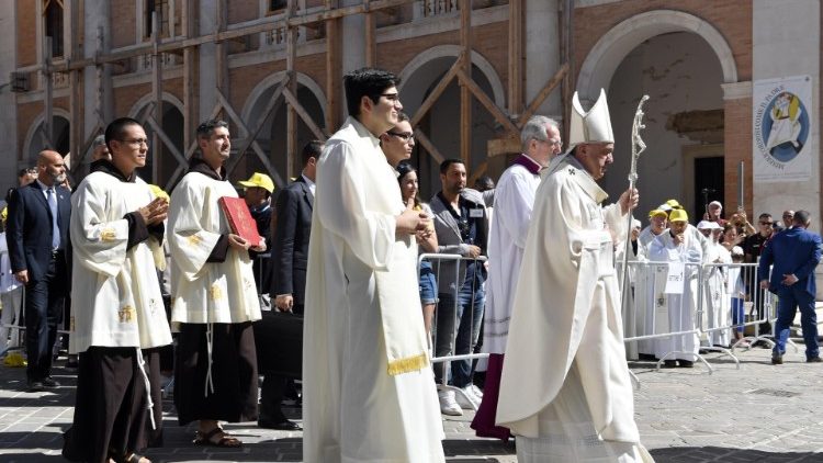 La visita del Papa a Camerino il 16 giugno 2019