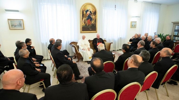 Papa Francisco encontra bispos que participaram do retiro espiritual promovido pela Congregação dos Bispos  