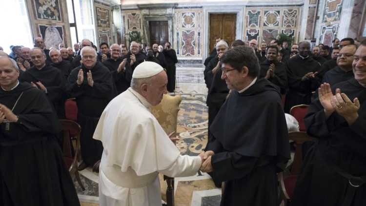 Папата Фрањо со учесниците на Генералниот капитул на редот на босоногите августинци; Ватикан 12 септември 2019 година
