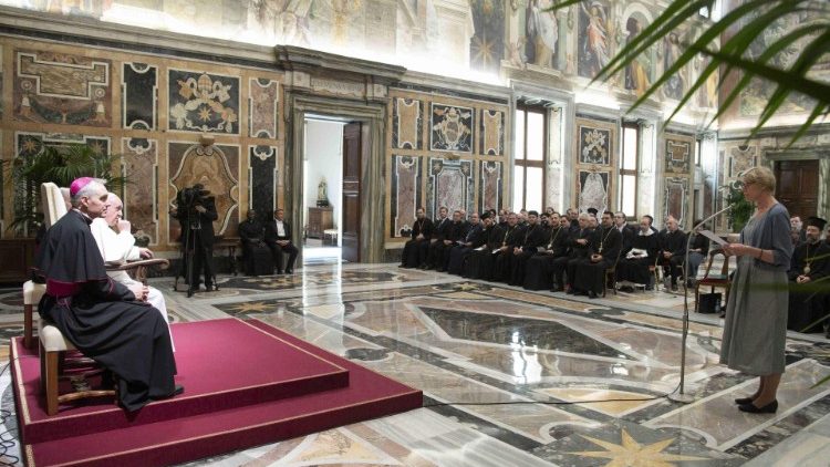 Papa Franjo sa sudionicima sastanka Društva za kanonsko pravo Istočnih Crkvi; Vatikan, 19. rujna 2019. 