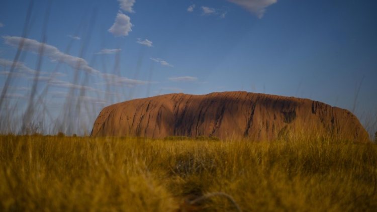 Uluru climbing ban to be enforced in Australia