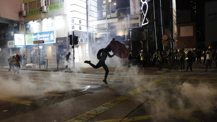 Scène d'émeutes dans les rues de Hong Kong, le 20 octobre 2019.