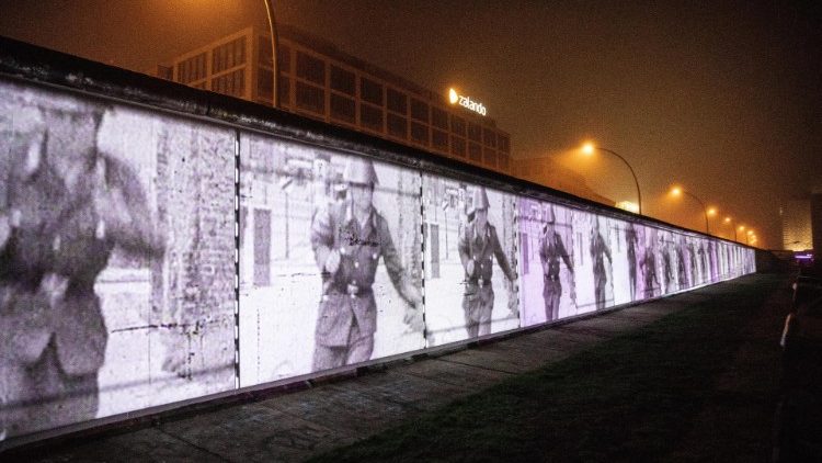 Celebration for 30th anniversary of fall of Berlin Wall preparations