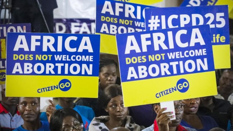 Кения, демонстация против абортов