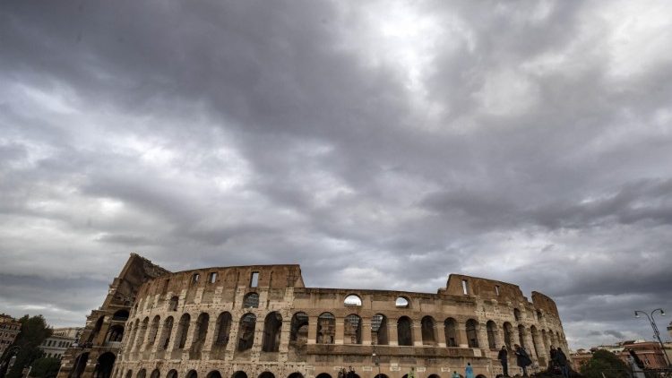 Samedi 30 novembre à 18h, le Colisée à Rome sera illuminé aux couleurs de la lutte contre la peine de mort. 