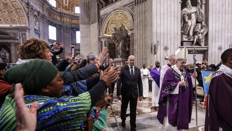 Pope, mass for Congolese Catholic Community