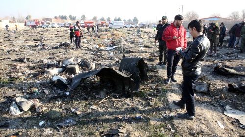 Cordoglio di Francesco per le vittime dell’aereo ucraino precipitato
