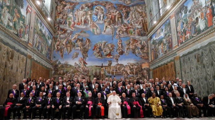 Папа падчас аўдыенцыі для дыпламатычнага корпуса, акрэдытаванага пры Святым Пасадзе
