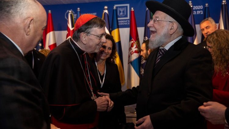 Vienas iš kardinolo K. Kocho susitikimų su žydų atstovais. Šiame susitikime paminėtos holokausto metinės