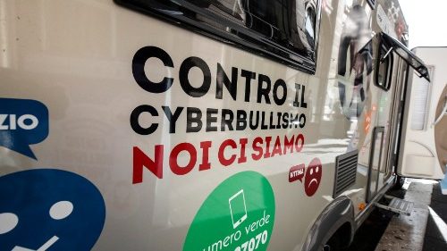 Italia. Giornata nazionale cyber bullismo, dall’Unicef una guida per i genitori 