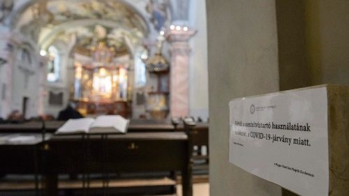 Ungarn: Öffentliche Messen vorerst ausgesetzt