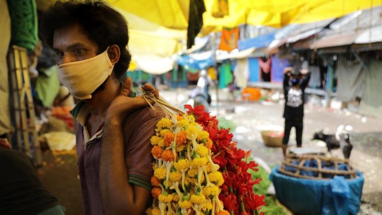 Vendedores en India: "si no se trabaja no se come".