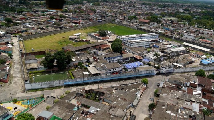 La prison de Villavicencio, au Sud-Est de Bogota est l'un des épicentres de l'épidémie de Covid en Colombie. 