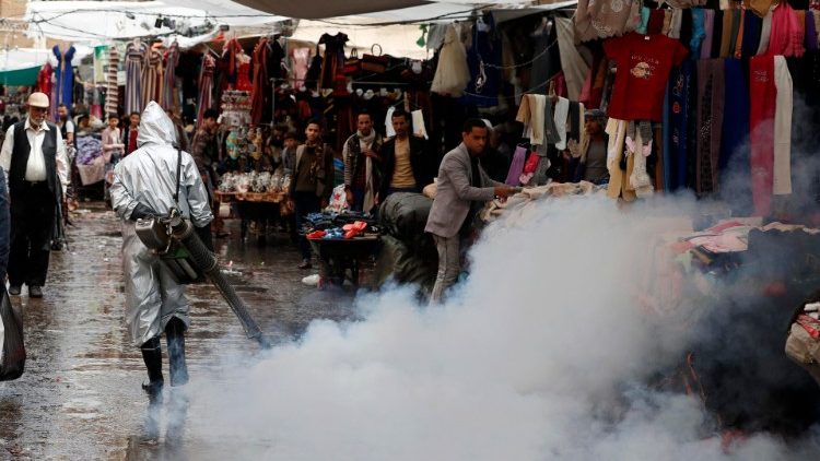Sanificazione nelle strade e nei mercati - Yemen