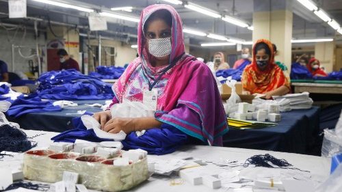  Le Covid-19 menace des millions d’ouvriers du textile en Asie